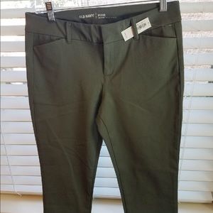 *NEW* Old Navy Olive Green Pixie Pants